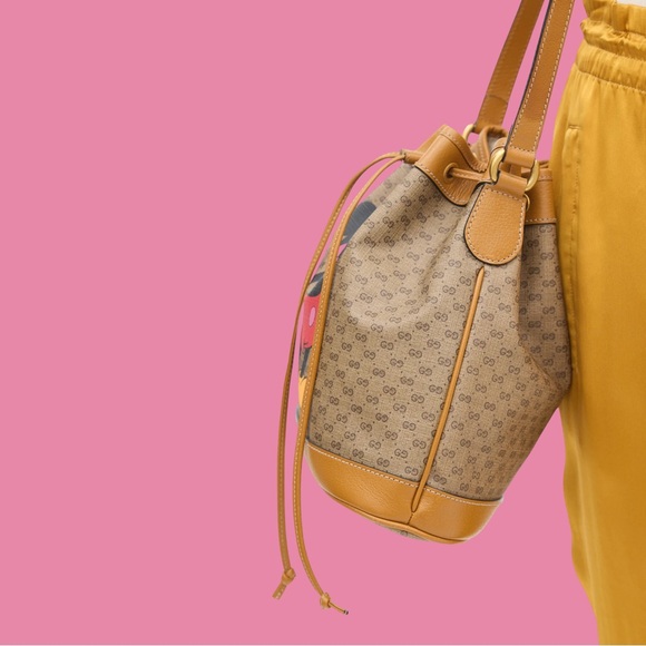 Gucci X DISNEY Mini Vintage GG Supreme Monogram Bucket Bag Beige Vintage Sun Oil - Picture 2 of 11